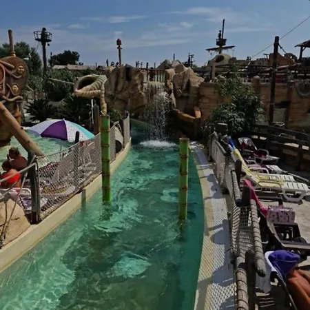 营地 Les Sables D'or